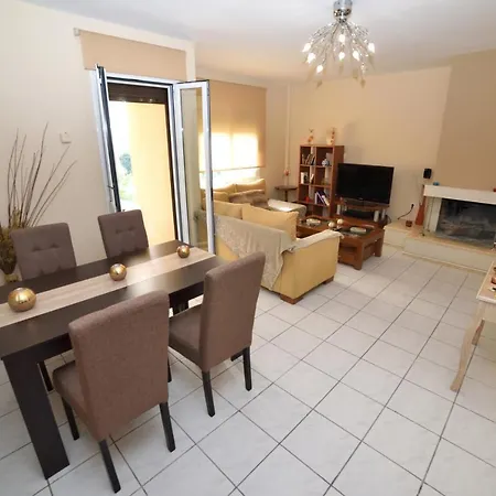 Fani's Spacious Apartment